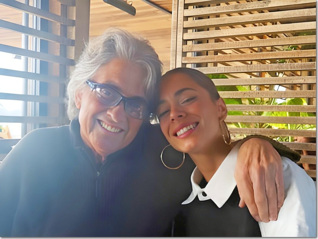 Tini y su padre: conflicto por ganancias y carrera