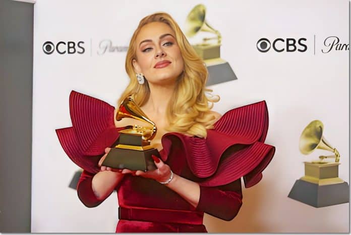 portada-editorial Adele prepara su regreso con nuevo álbum