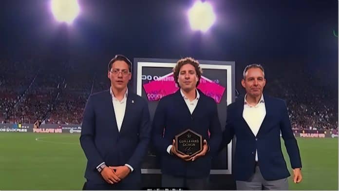 portada-editorial Memo Ochoa recibe homenaje ante Chile